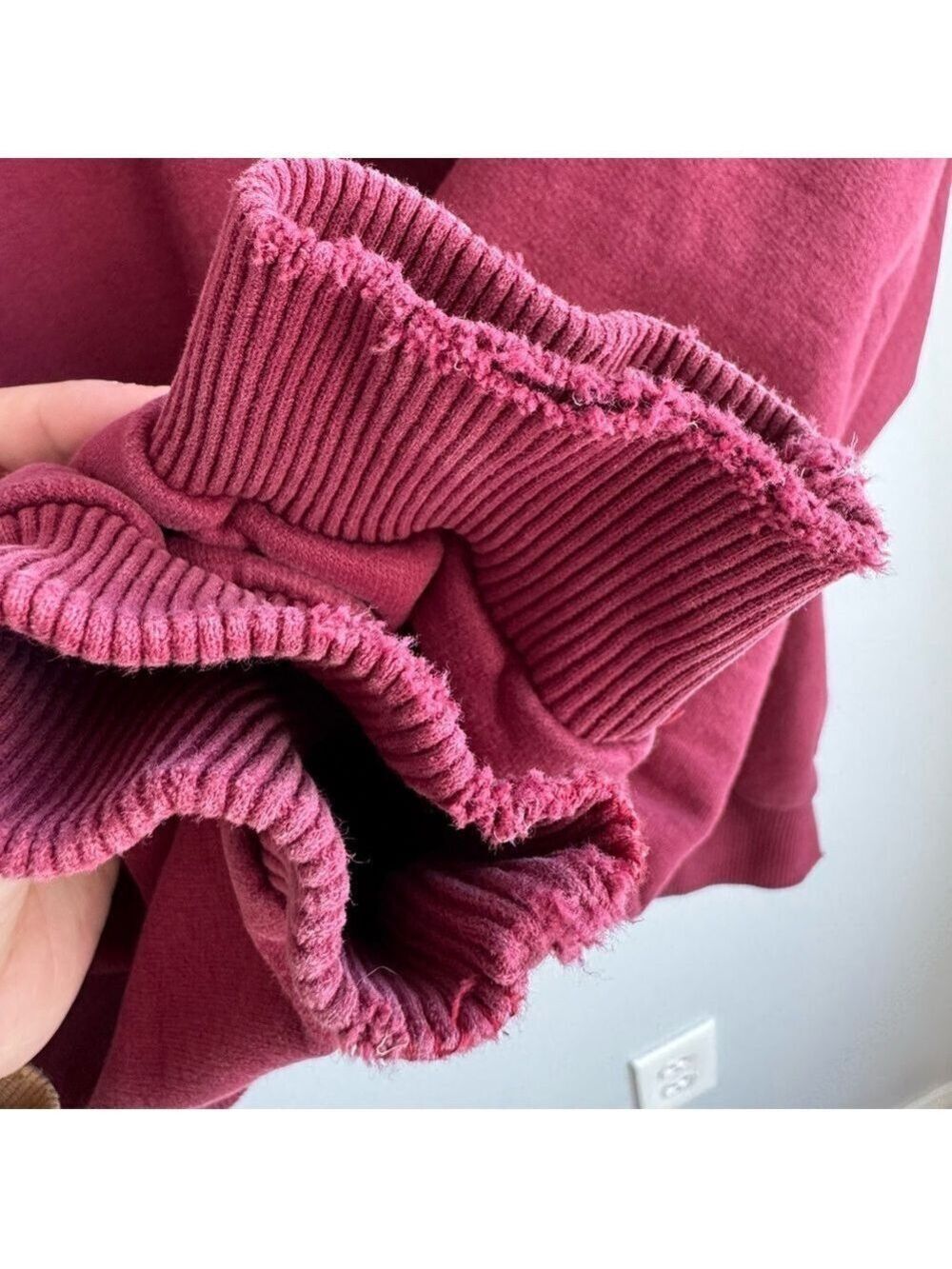 Vintage Cotton Pullover Sweatshirt Sz M Maroon Distressed Worn In Casual GUC - Picture 7 of 13